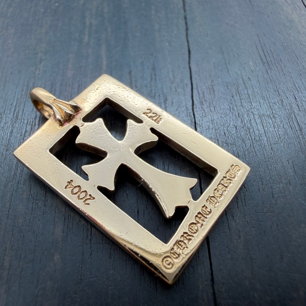22K Gold Diamond Set Dog Tag Pendant