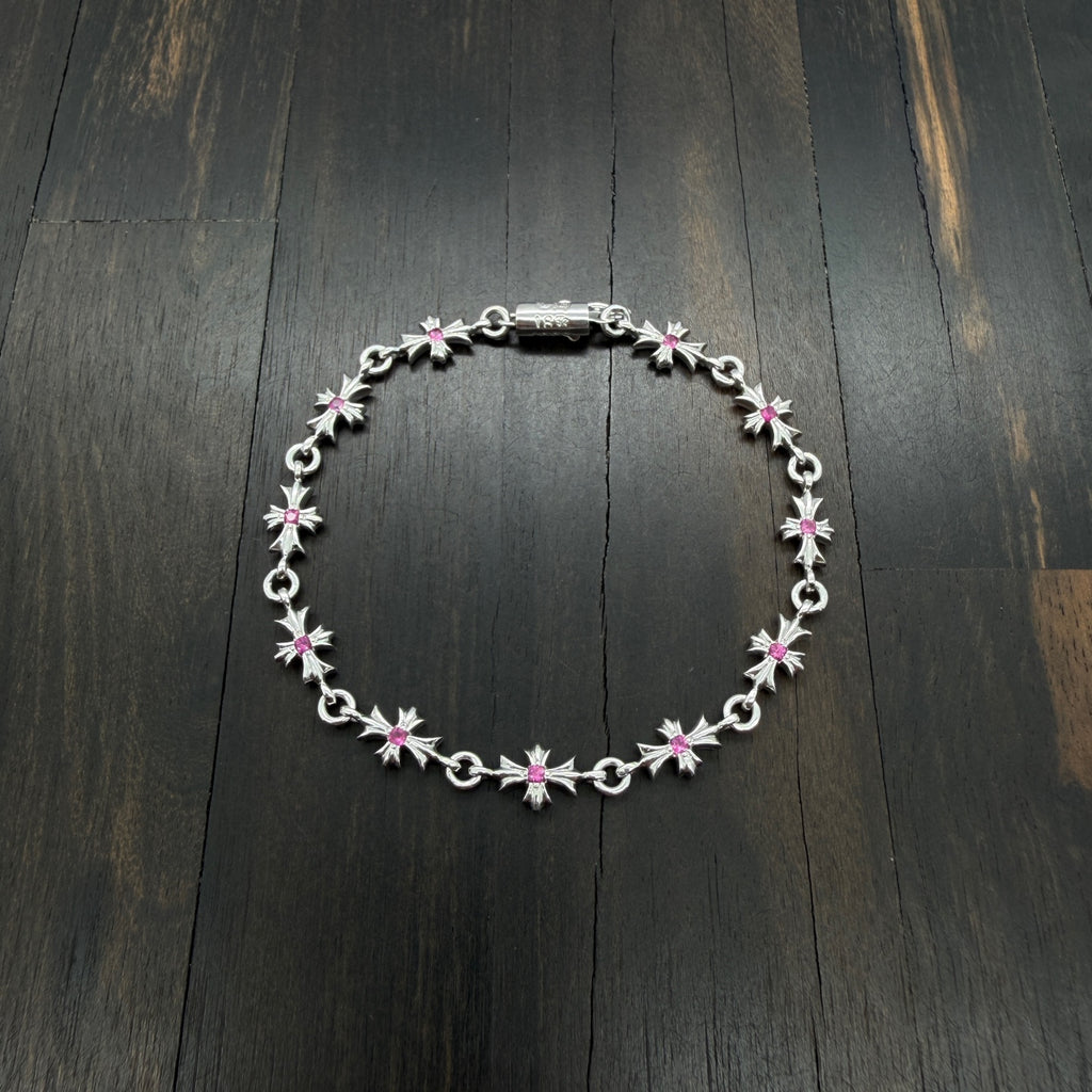 18K White Gold Pink Diamond Pendant