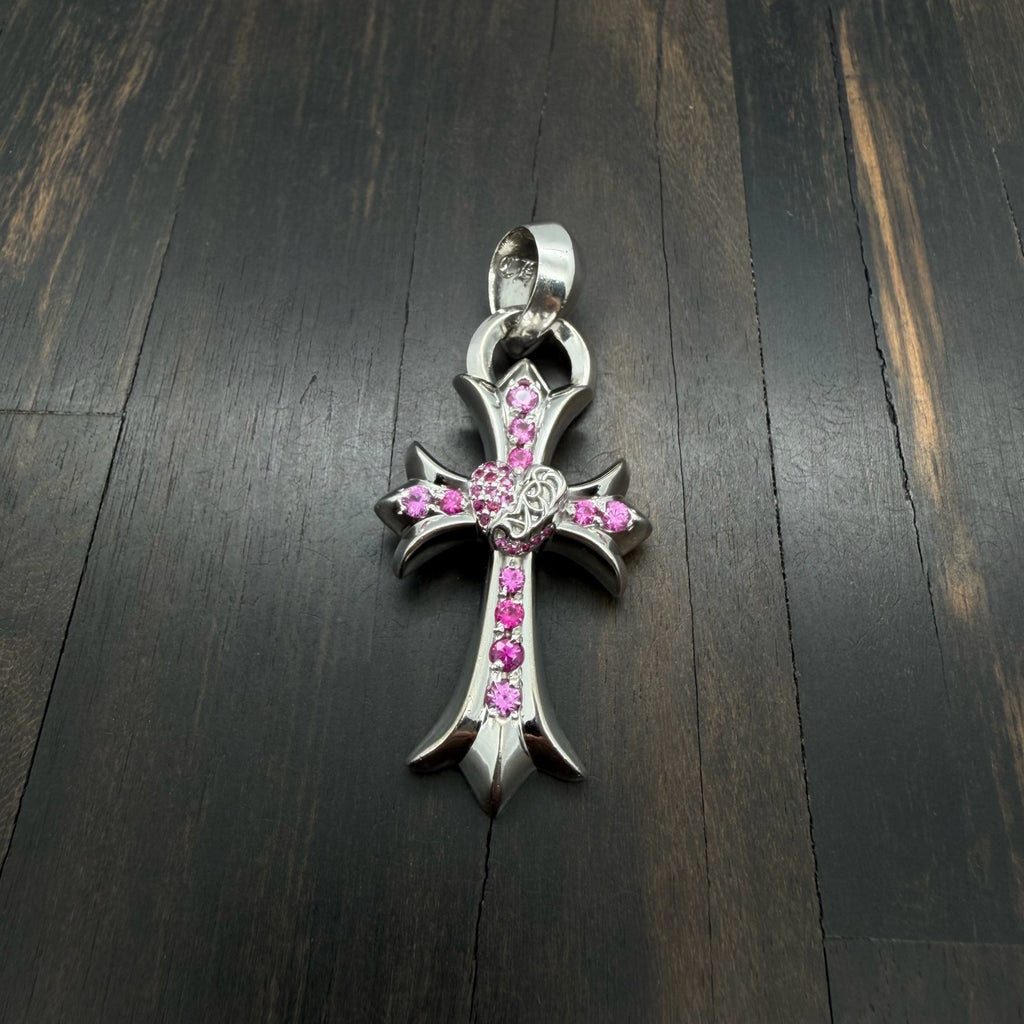 18K White Gold Vine Heart Medium Pendant
