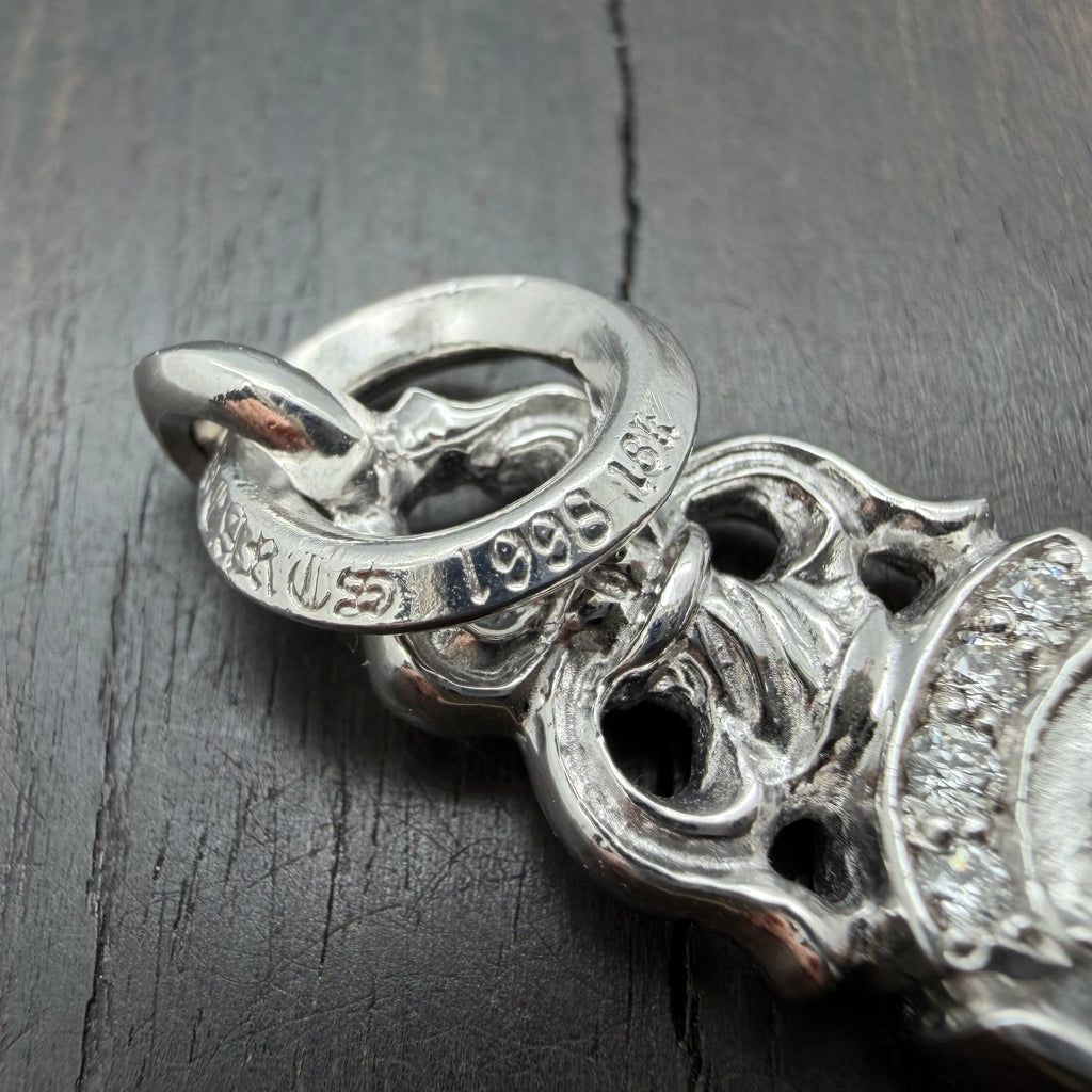 18K Whitel Gold Dagger Pendant