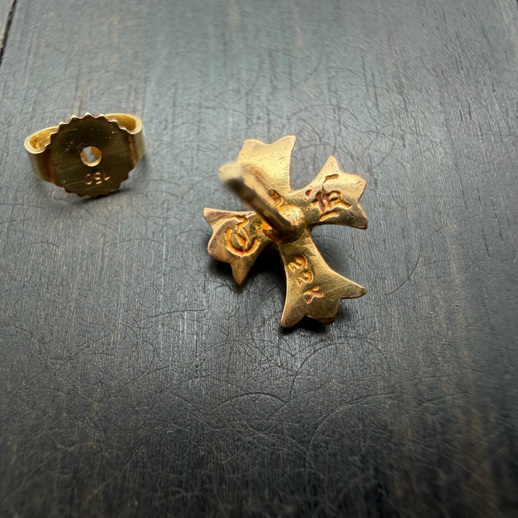 22K Gold Plain Chubby Cross Stud Earring
