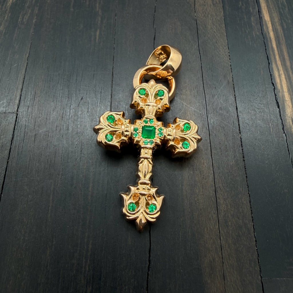 Emerald Diamond Pendant
