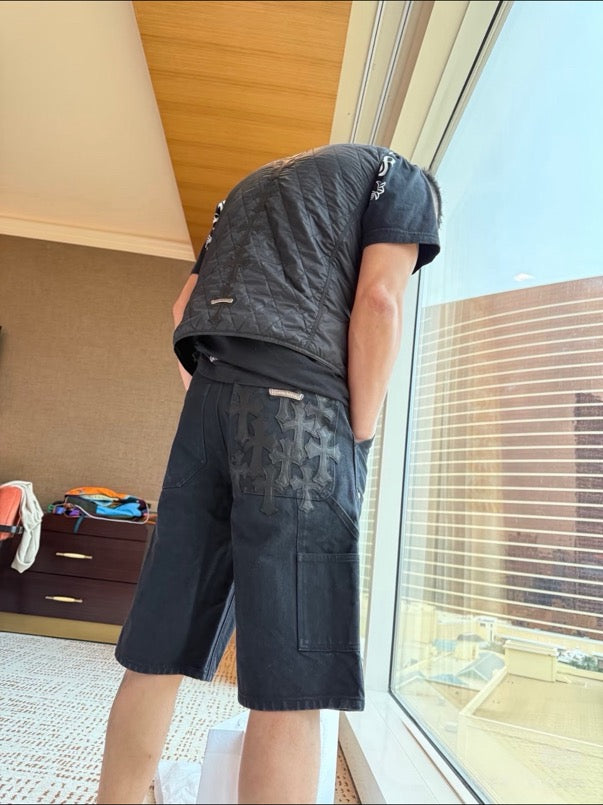 Leather Patch Cargo Shorts
