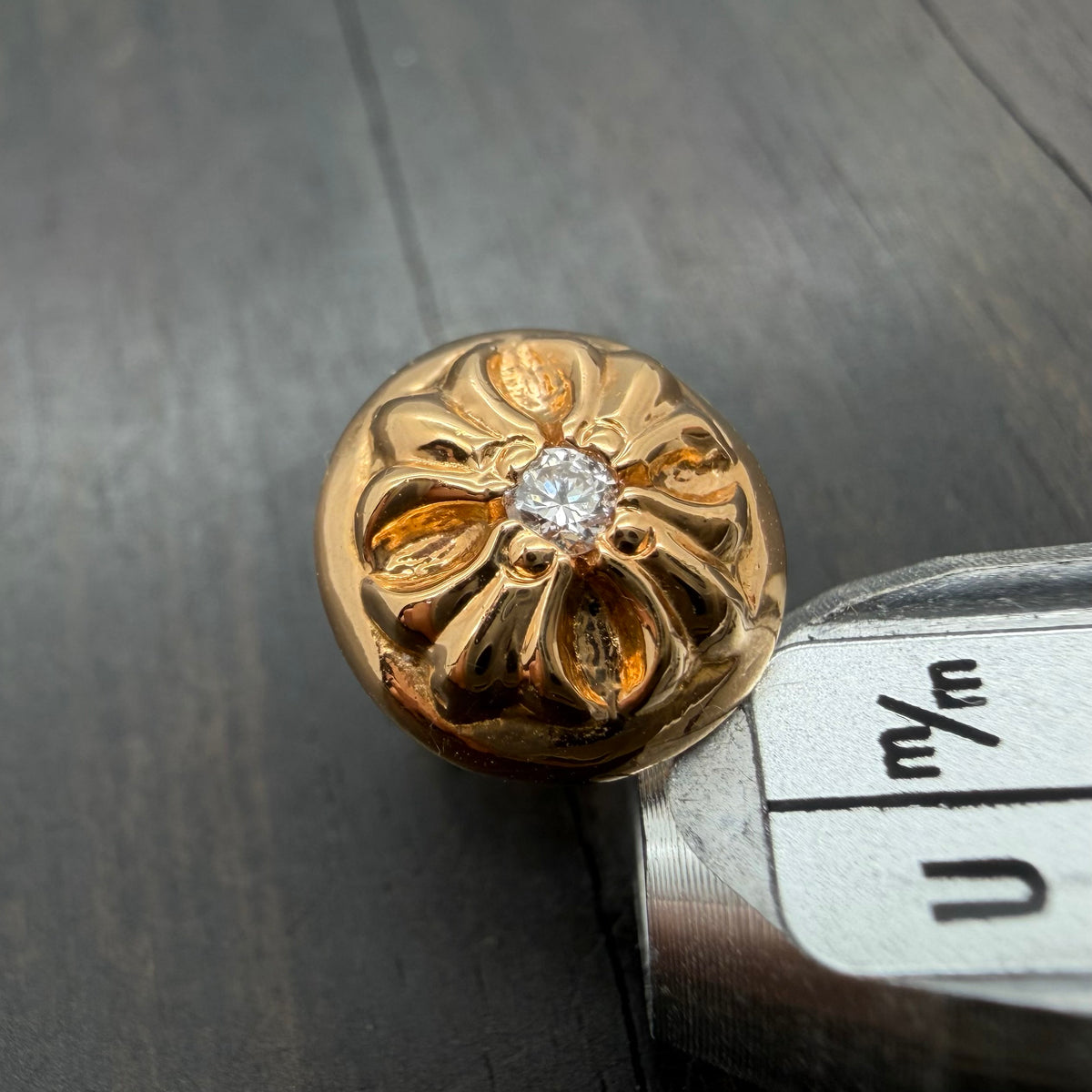 22K Gold Round Shield Stud Earring
