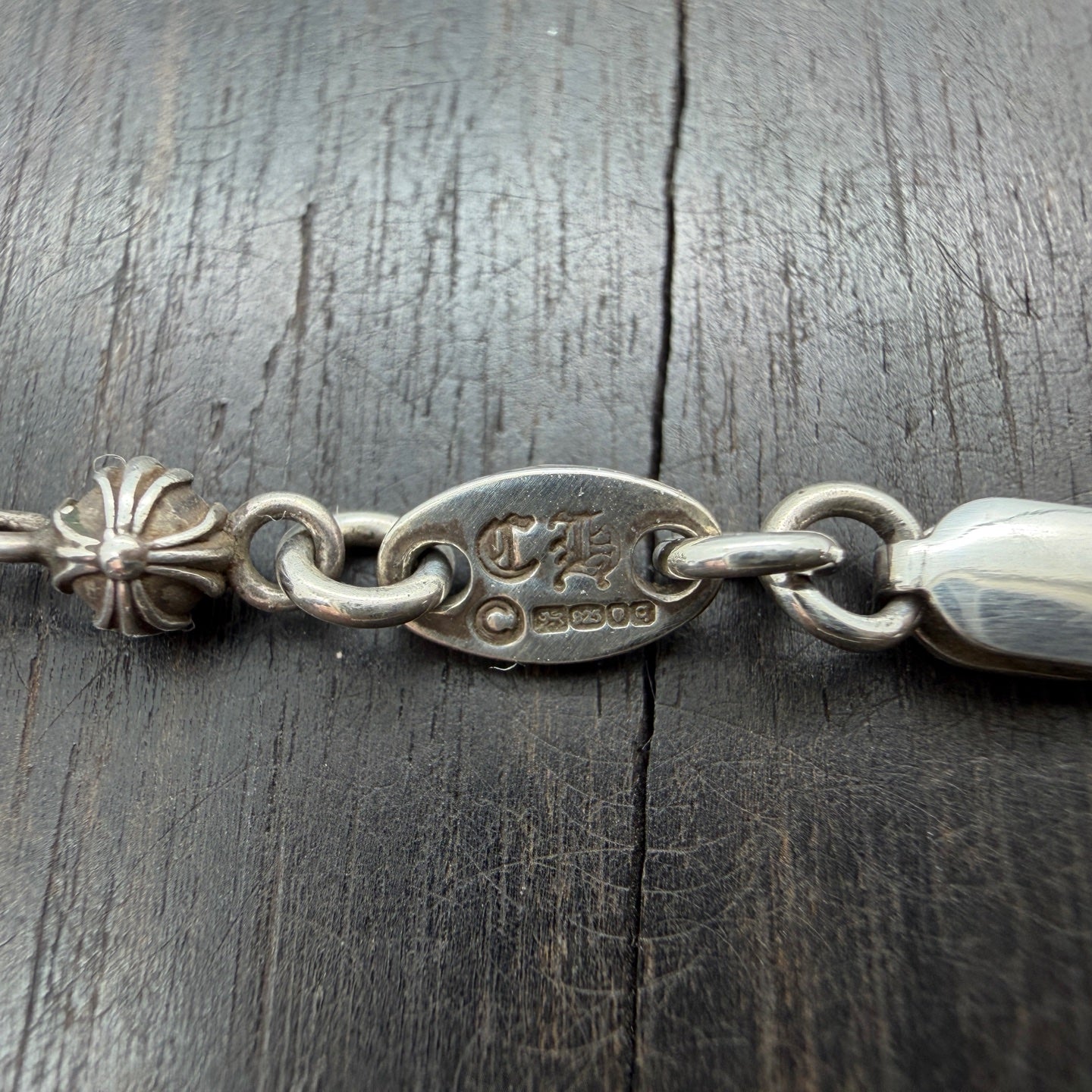 Cross-Cut Bead Necklace