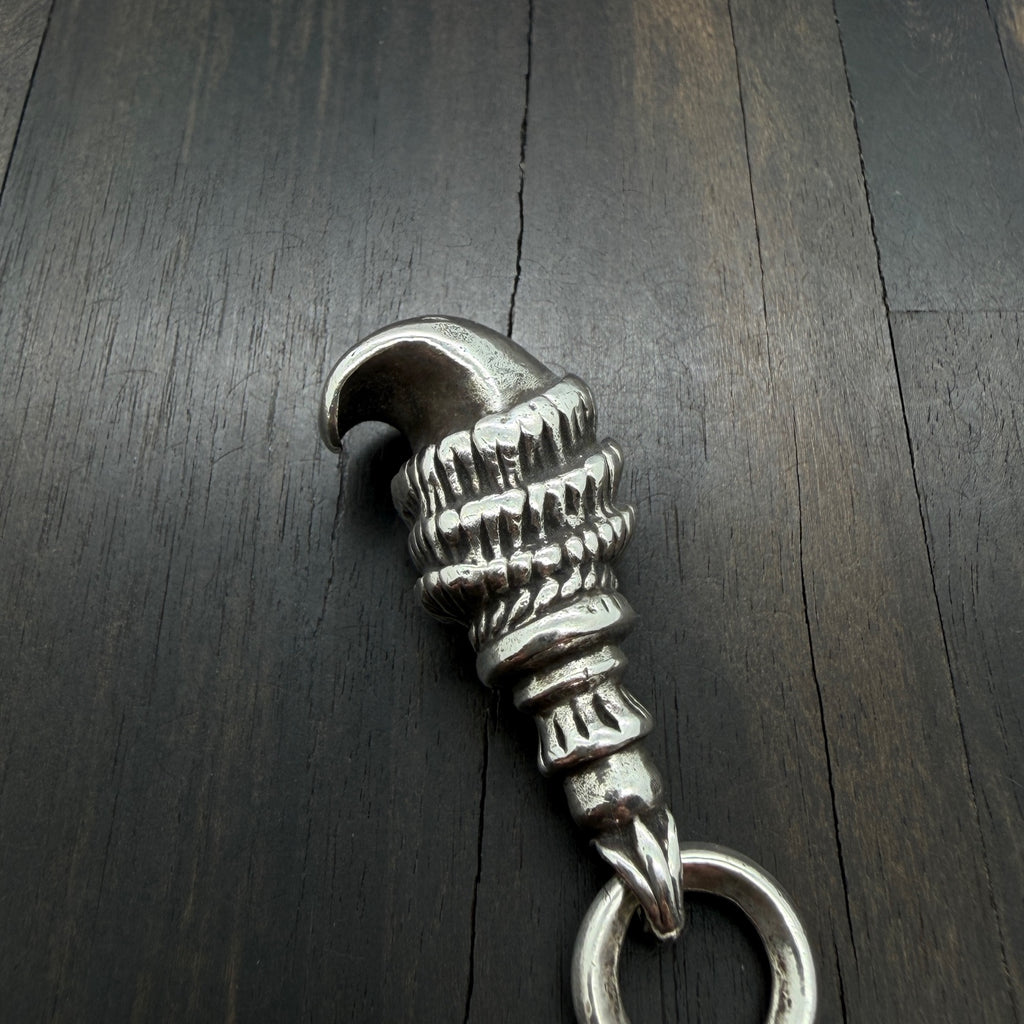 Claw Pendant