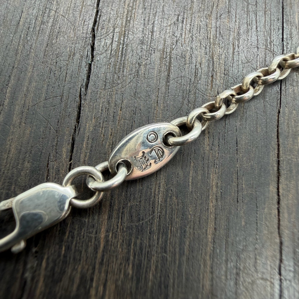 Safety Pin Integrated Necklace