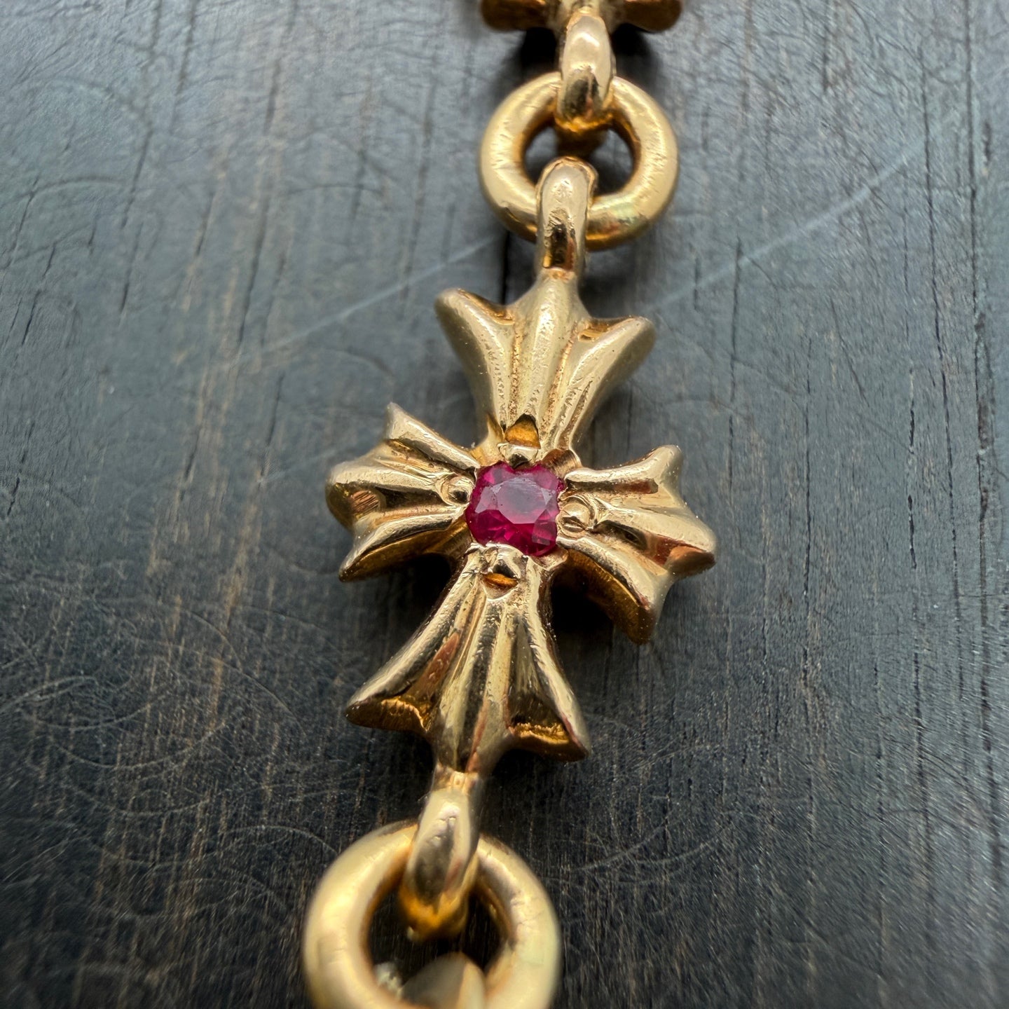 22K Gold Red Diamond Pendant