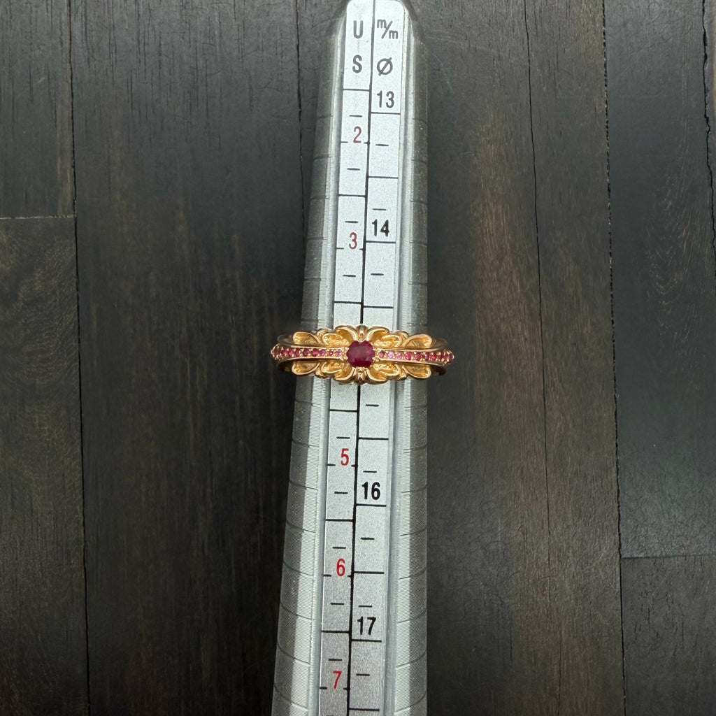 22K Gold Red Diamond Closed Ring