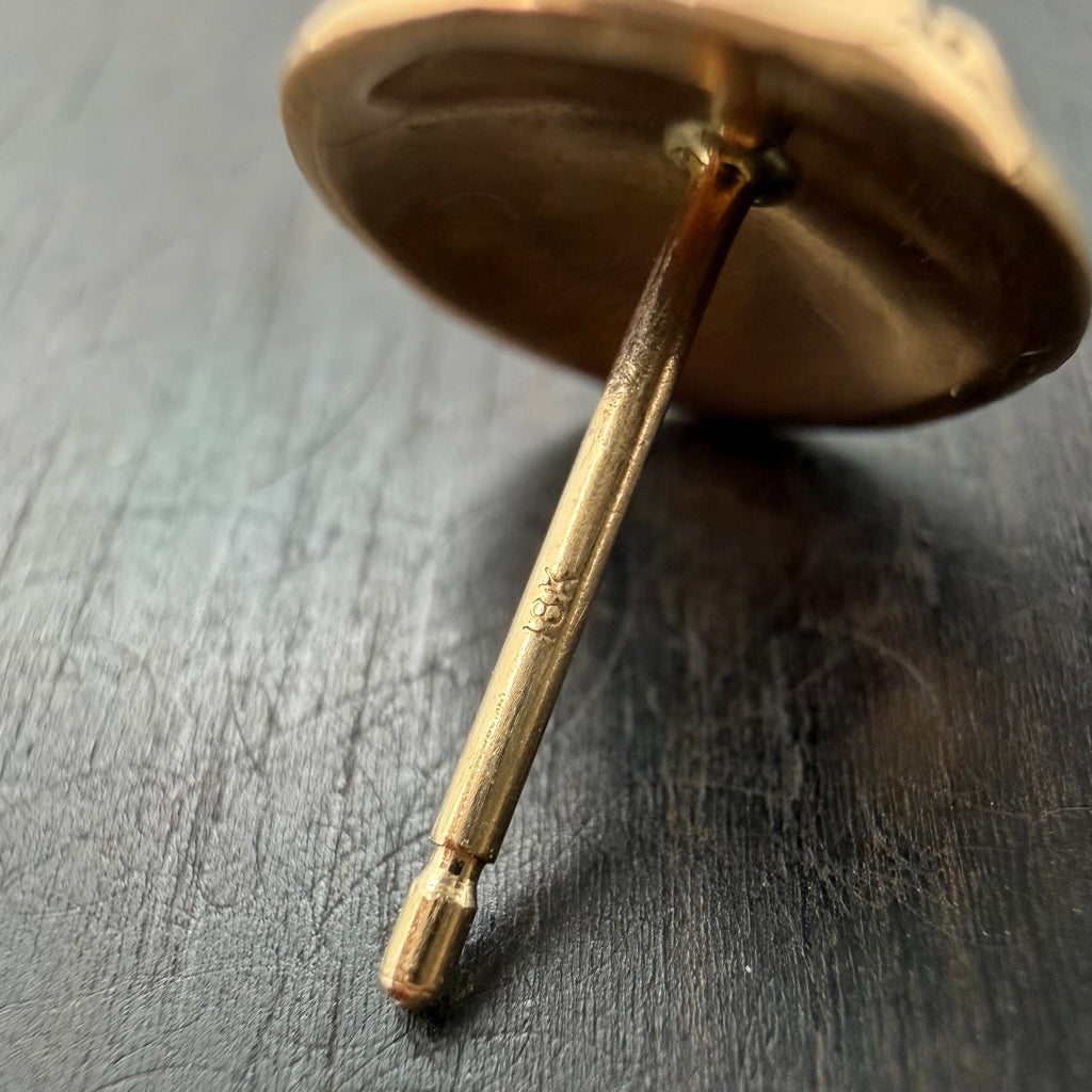 22K Gold Round Shield Stud Earring