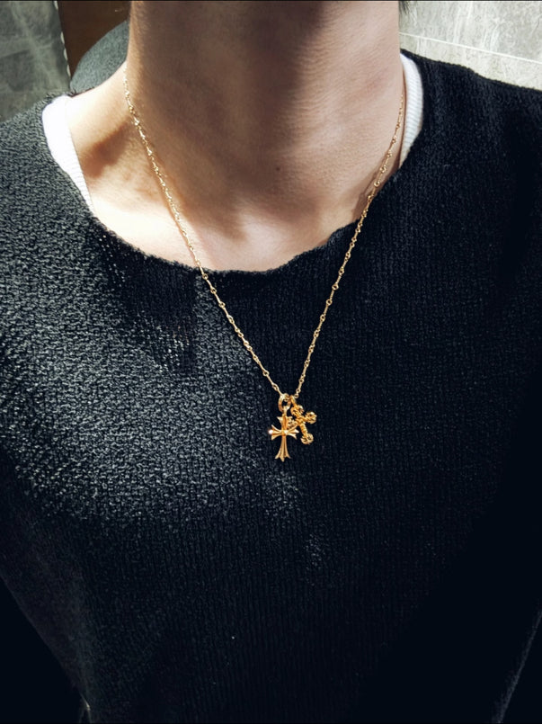 22k Solid Gold Pendant