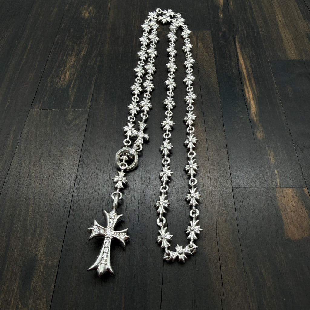 18K White Gold White Diamond Necklace