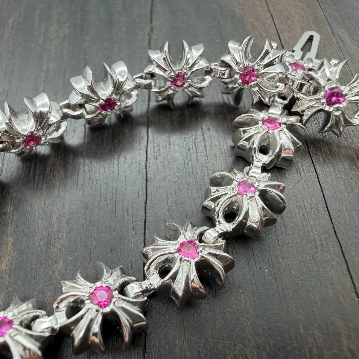 18K White Gold Pink Stone Bracelet