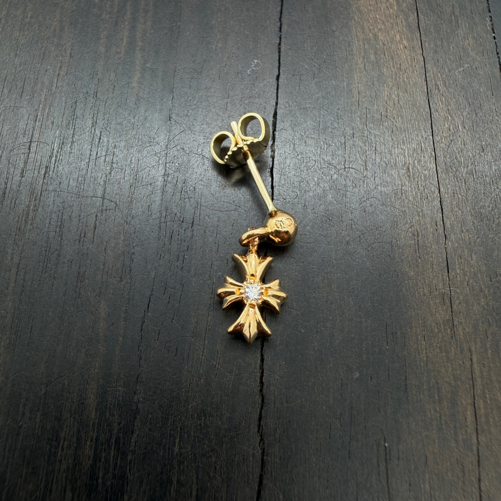 Tiny-E Earring