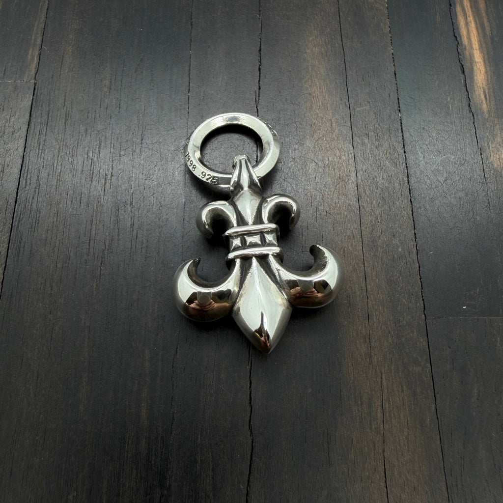 BS Fleur Pendant
