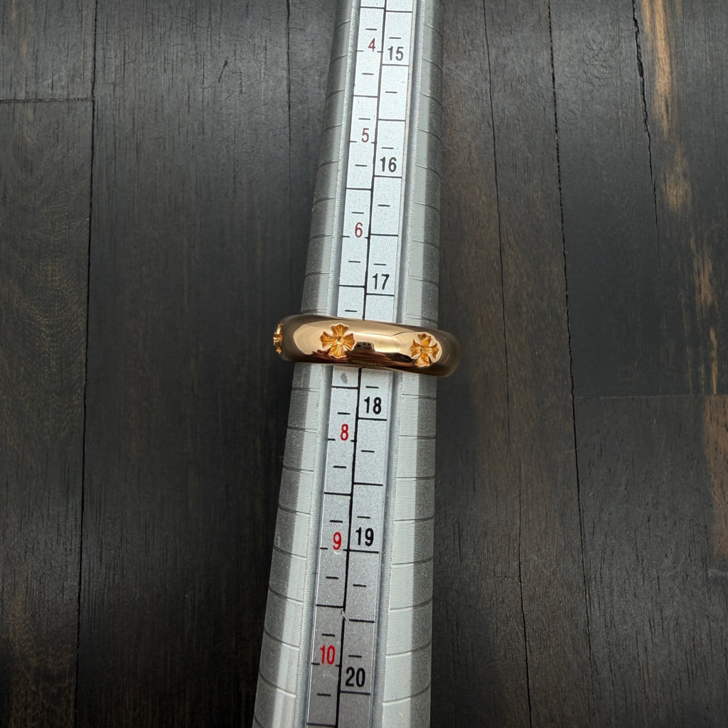 Cut-Out Cross Ring