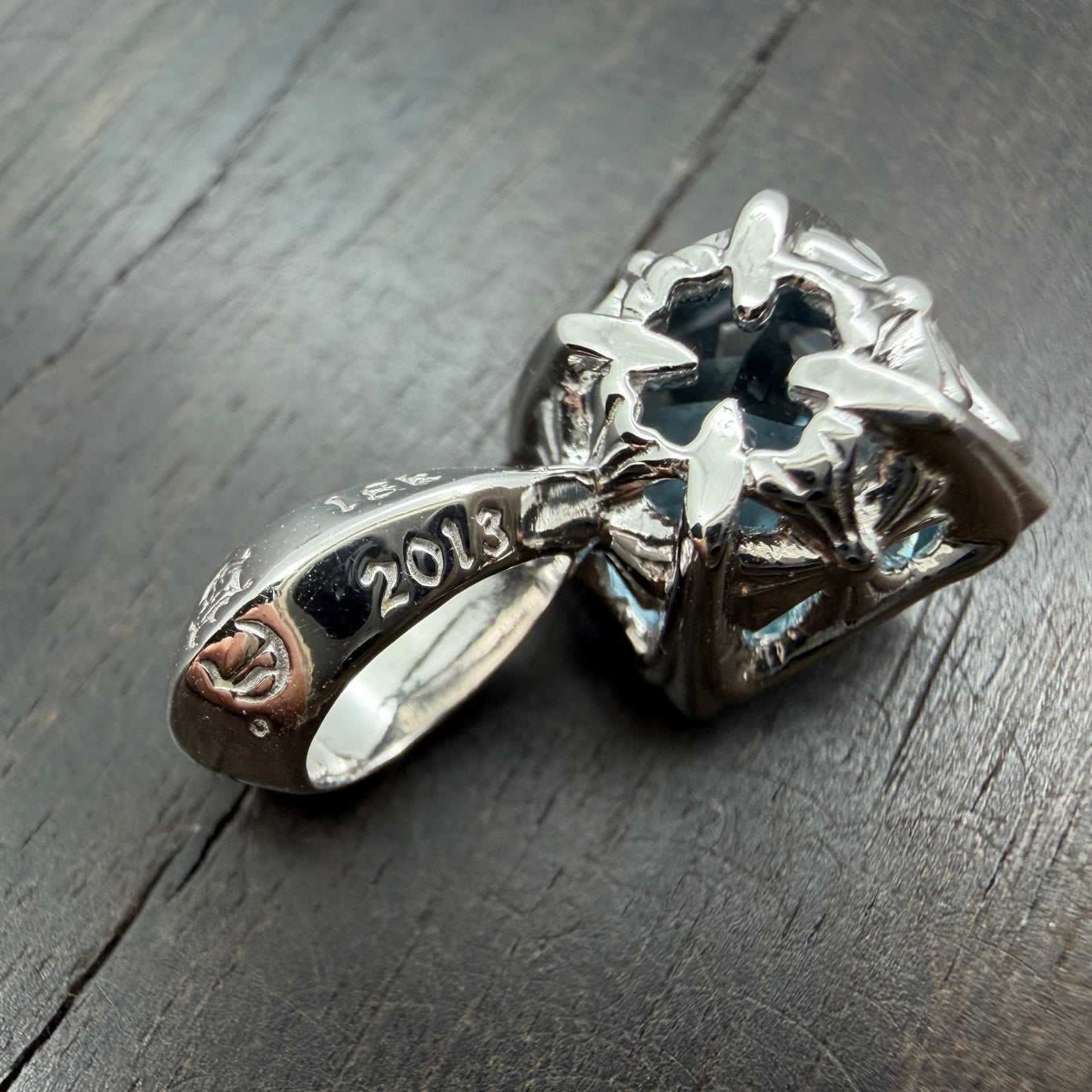 18K White Gold Aquamarine Squre Cushion Pendant