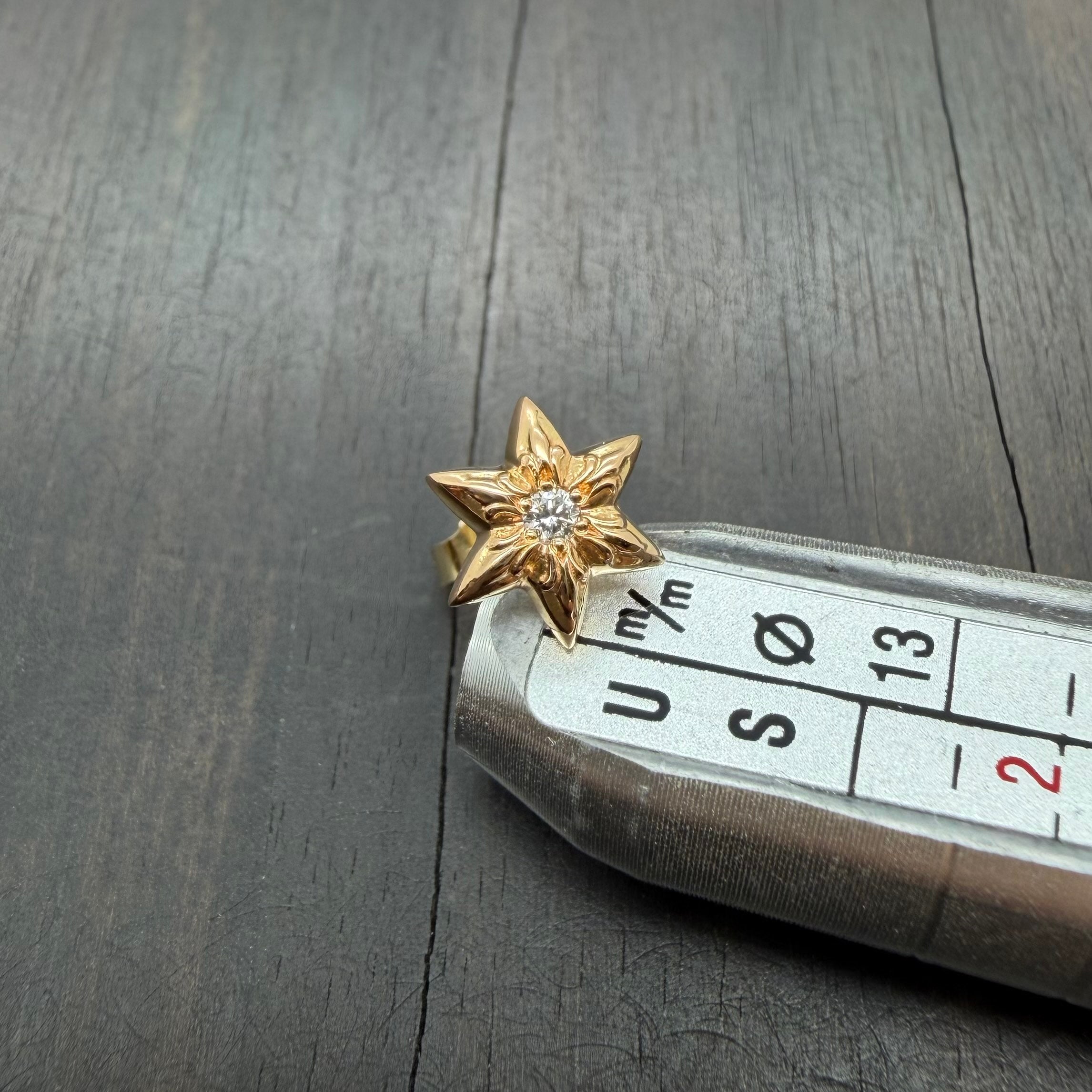 22k Gold Six Pointed Star Stud Earring