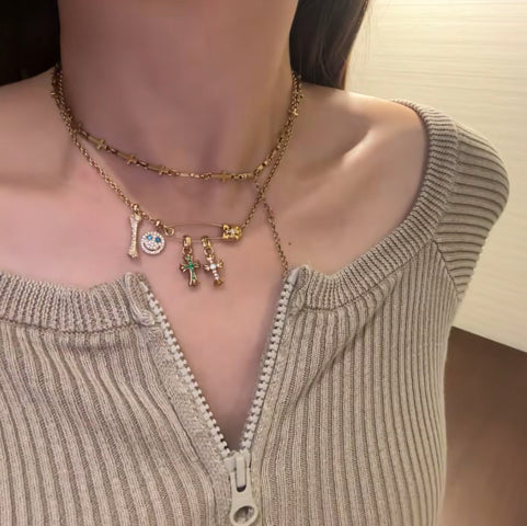 18k Gold Smiley Pendant