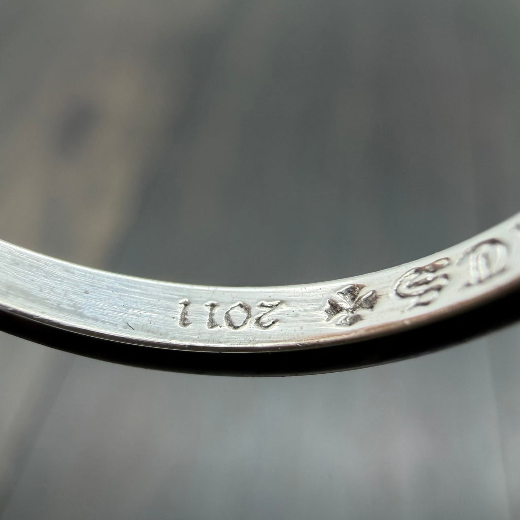 18K White Gold Ring