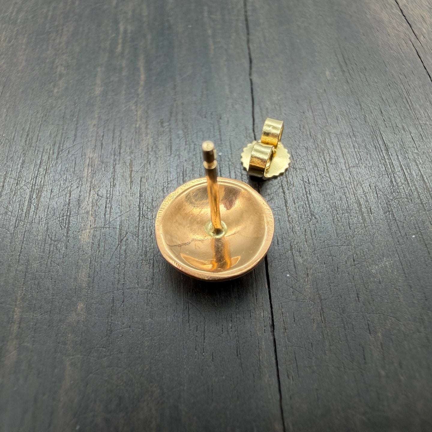 22K Gold Round Shield Stud Earring