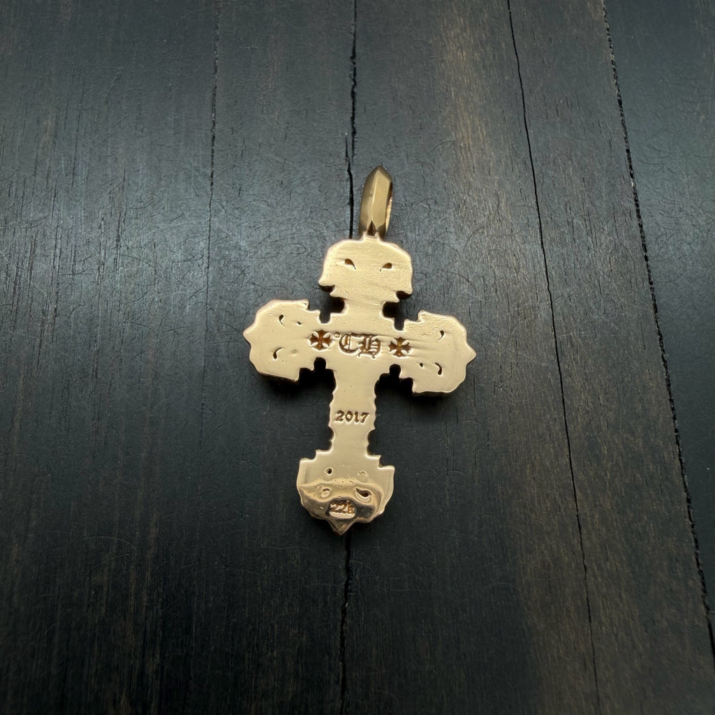 22K Gold Pink Diamond Pendant